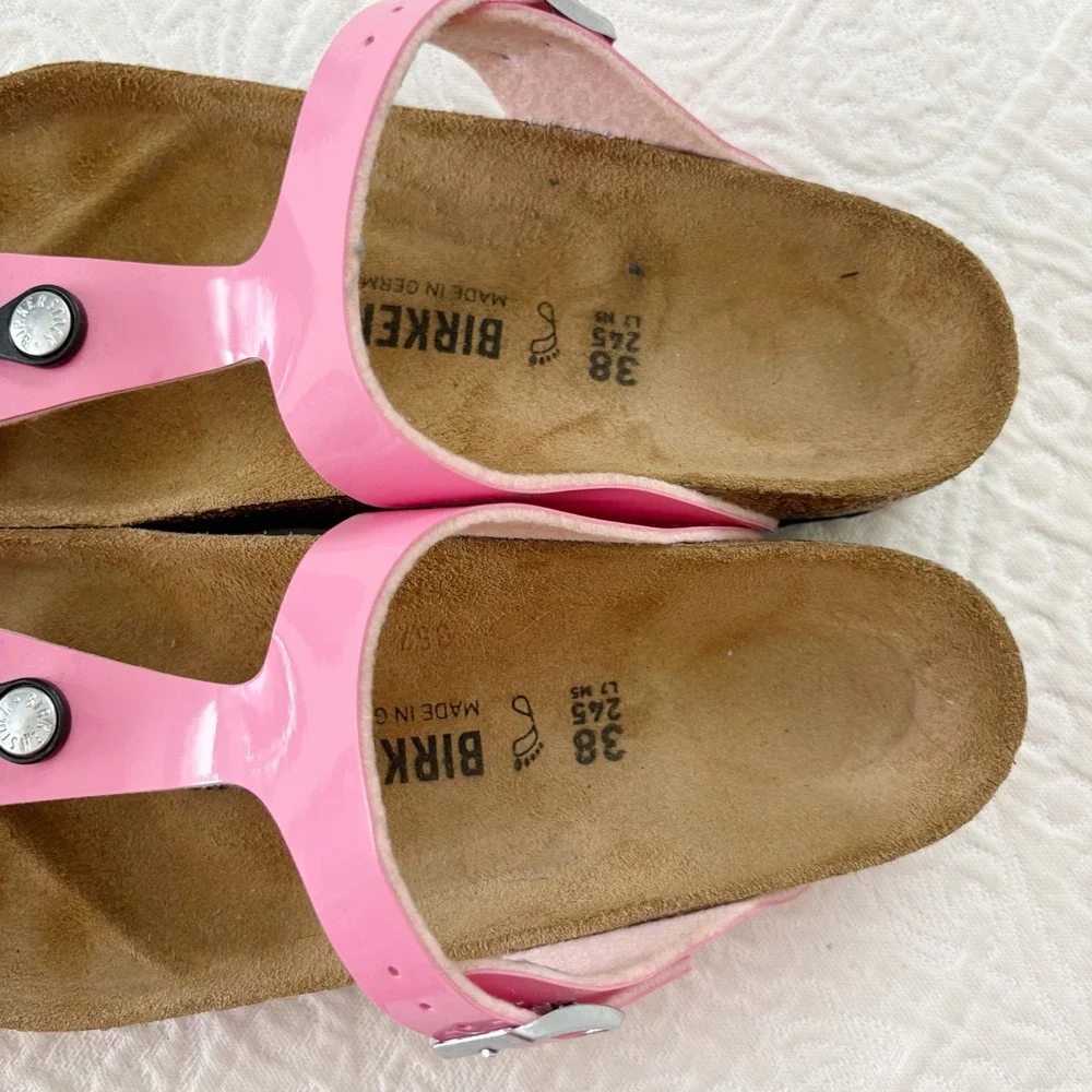 Birkenstock Patent Birkoflor Gizeh Sandals, Candy Pink SZ 38 US 7‎